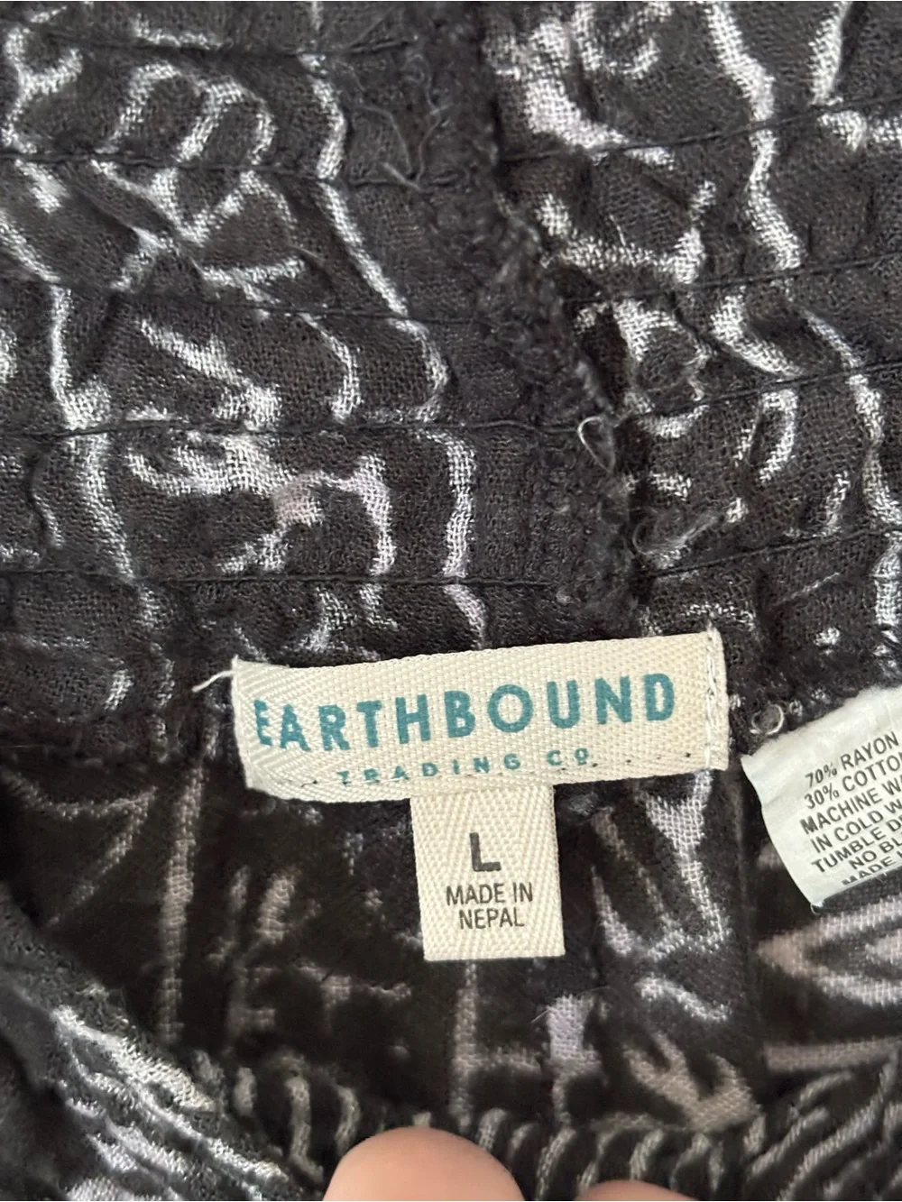 EARTHBOUND Black and White Printed Wrap Scarf